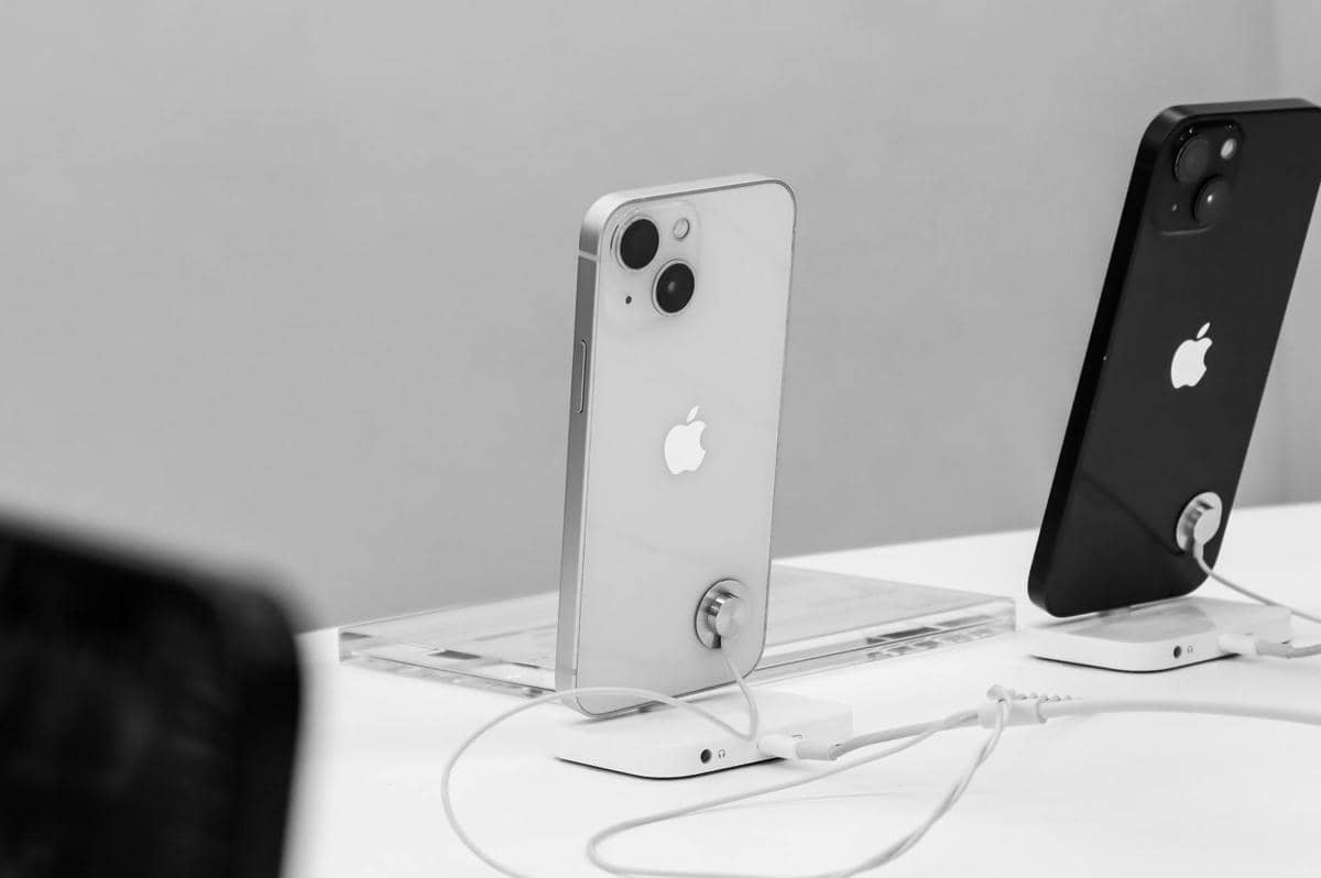 5 Alasan GSMArena Jadi Referensi Spek HP Terpopuler