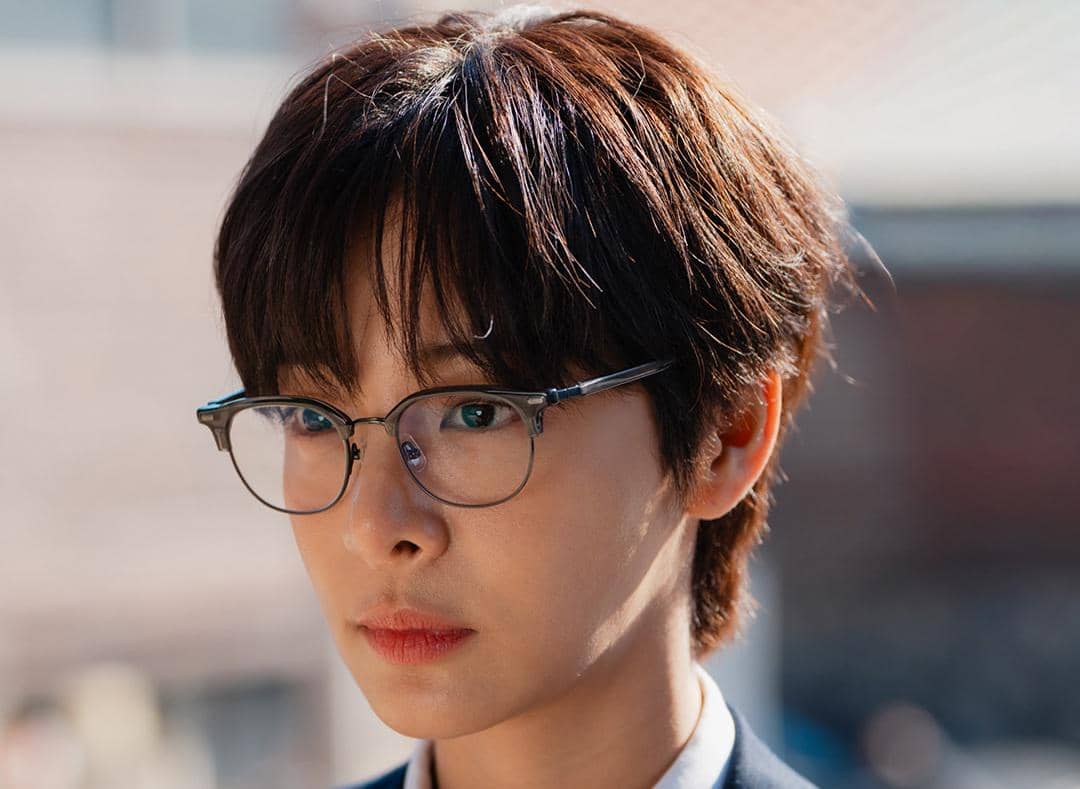 5 Risiko Kacamata Rahasia Jae Hee di Love in Disguise