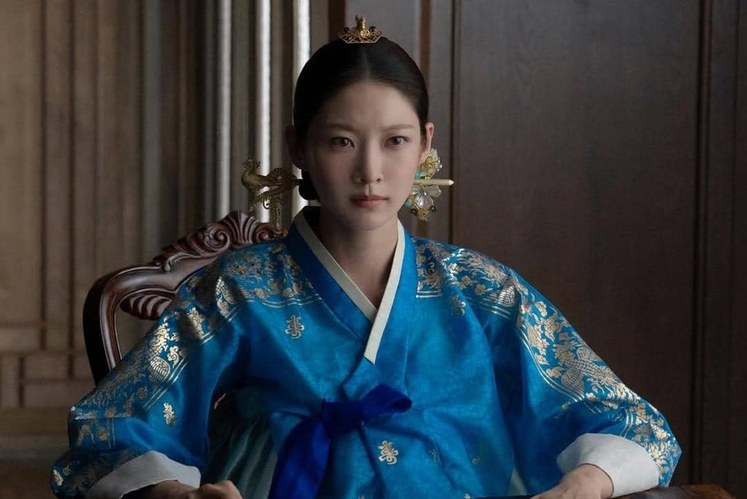 Gong Seung Yeon di drama Perfect Crown