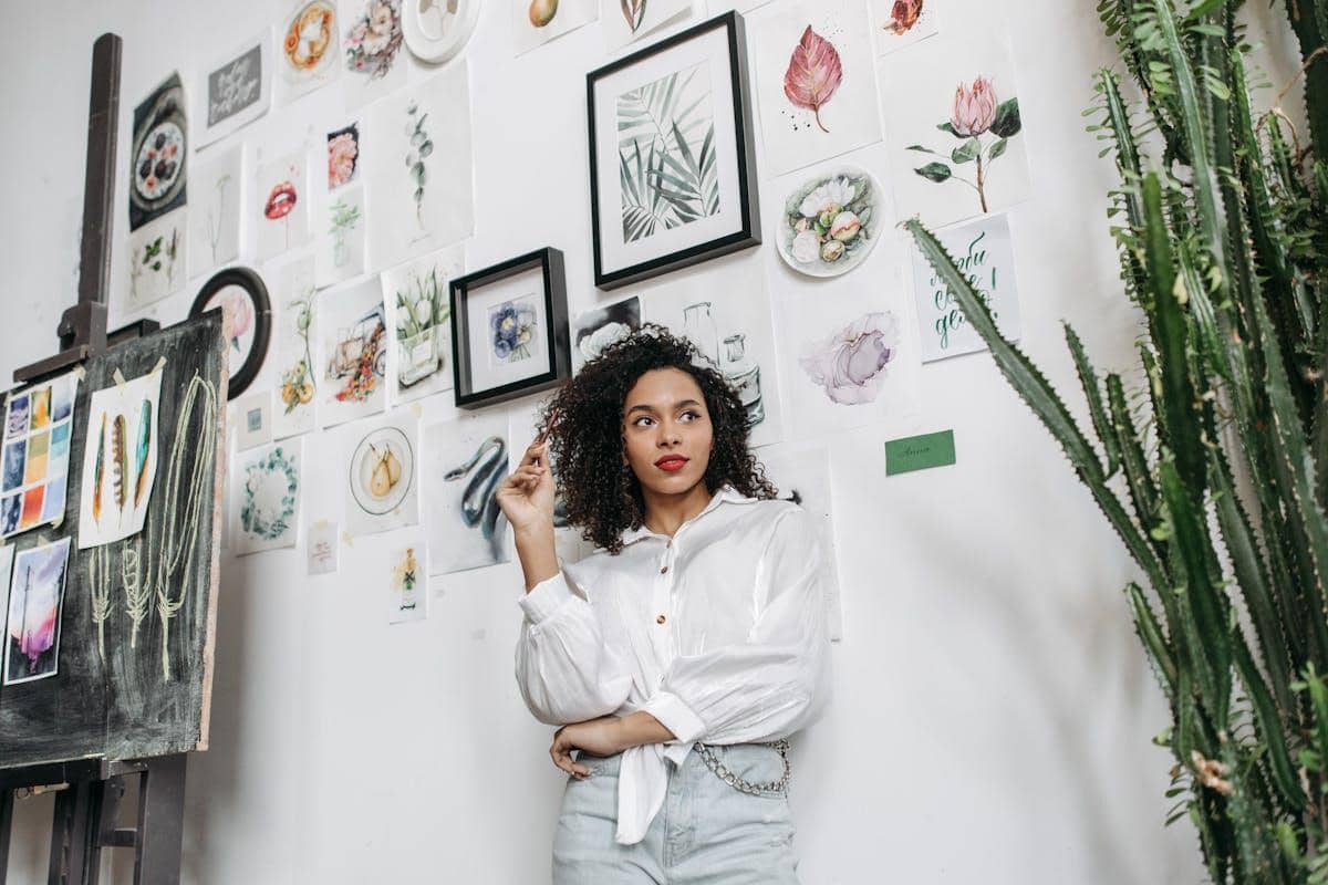 5 Ide DIY Wall Art Murah, Bye Kamar yang Membosankan!