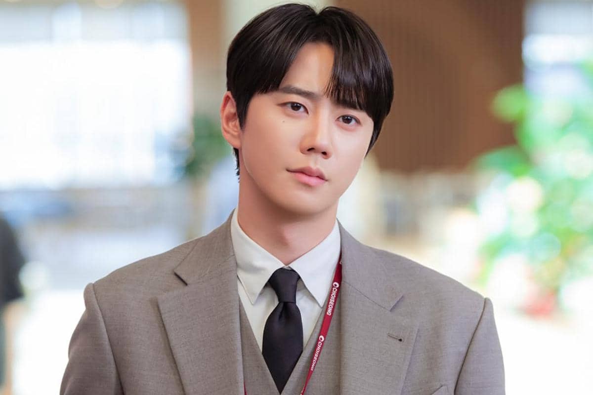 7 Fakta Peran Lee Jun Young di Reborn Rookie, Tertukar Jiwanya!