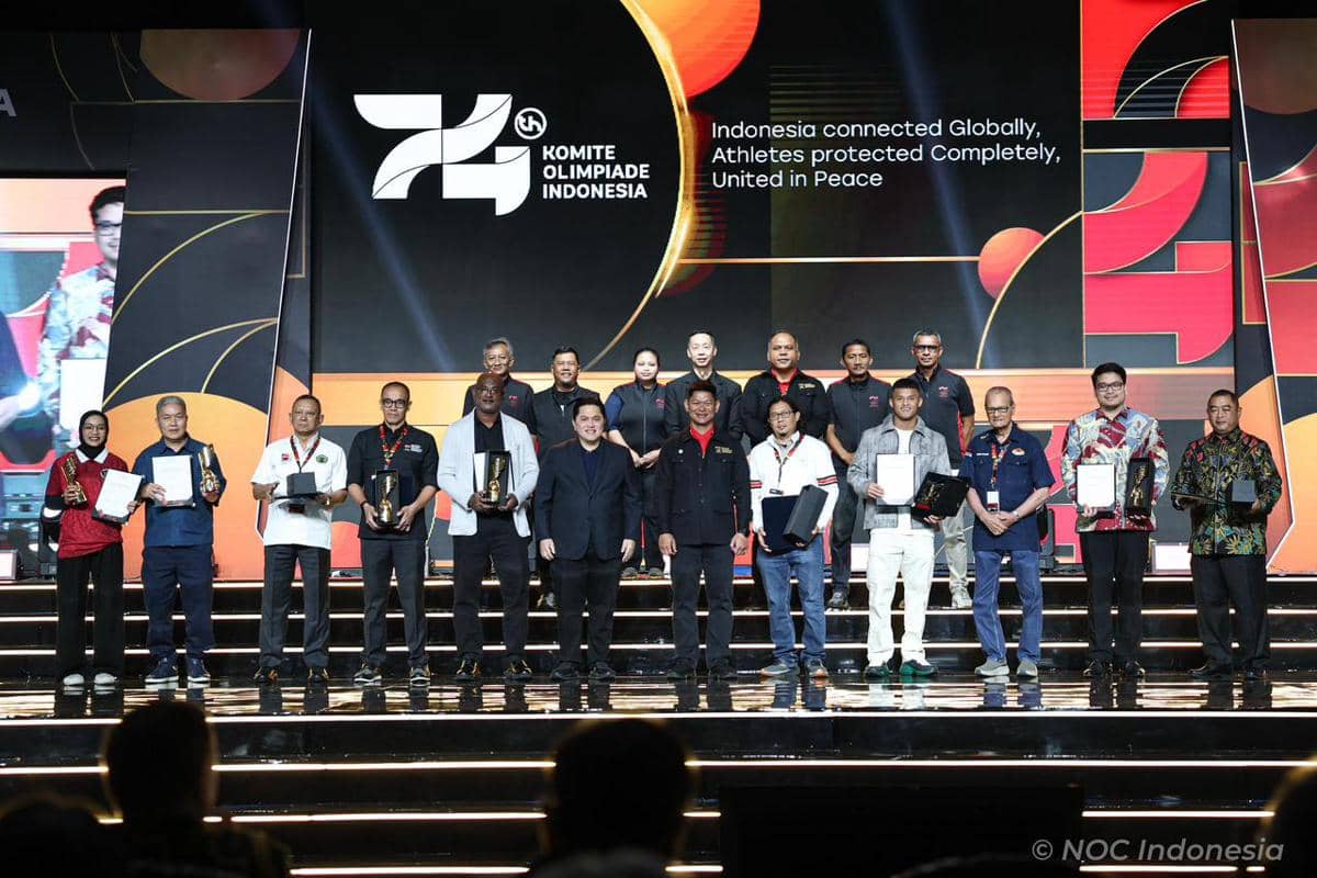 Komite Olimpiade Indonesia memberikan The Game Changer Award 2026 (dok.NOC Indonesia/Naif Muhammad Al-As)