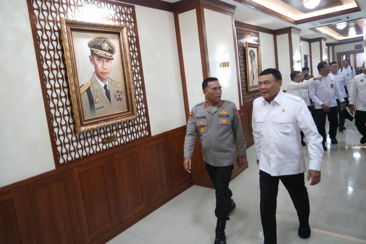 Djamari Chaniago, taruna kepolisian