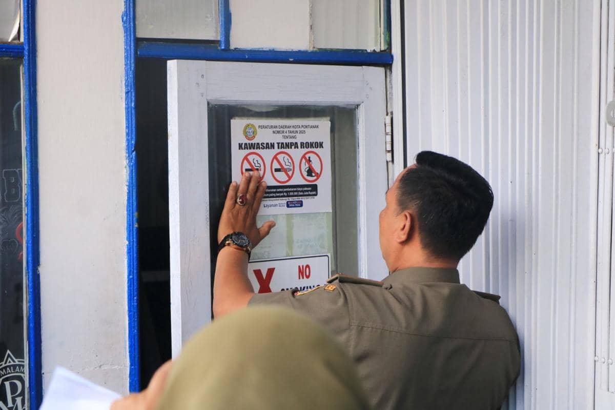 Merokok di Area Terlarang di Pontianak Bisa Kena Denda Rp250 Ribu