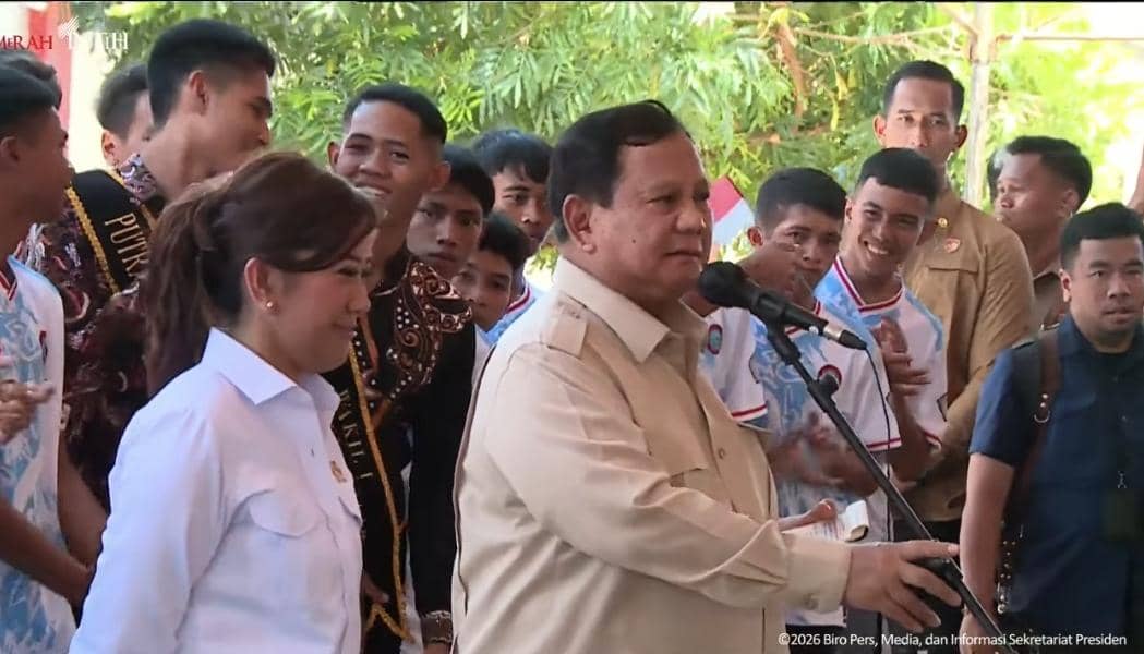 Prabowo Bagikan Starlink Demi Akses Internet yang Merata di Miangas