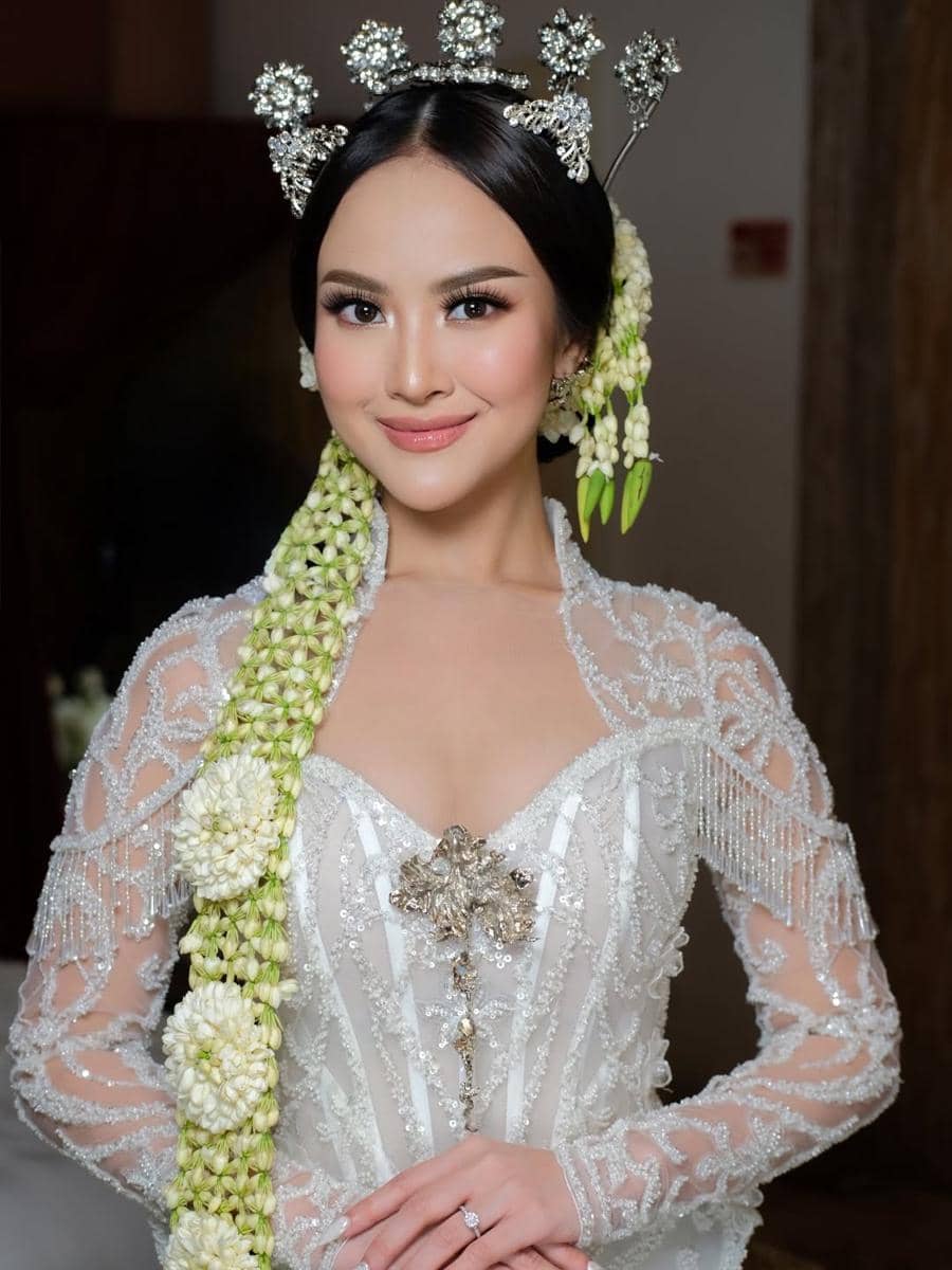 Gaya Akad Nikah Gabriella Larasati (instagram.com/glambychiks)