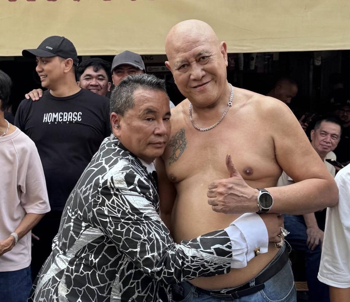 Hotman Paris Kepo Rahasia Asiang Ngopi Tanpa Baju: “Itu Ide!”