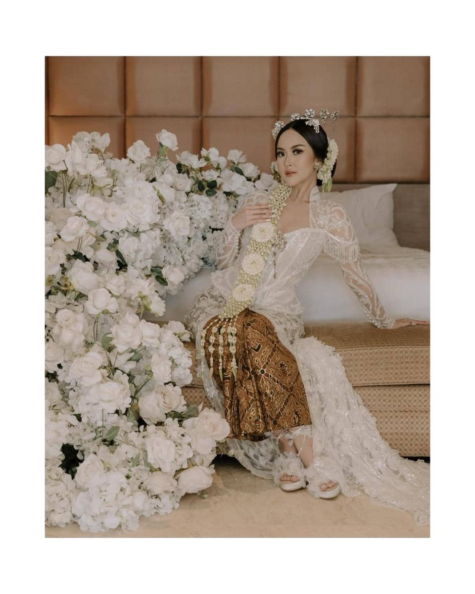 Gaya Akad Nikah Gabriella Larasati (instagram.com/gabriellalarasati)