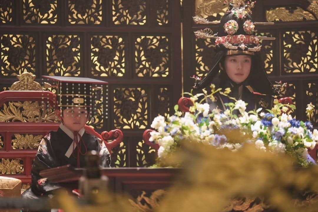 cuplikan drama Perfect Crown