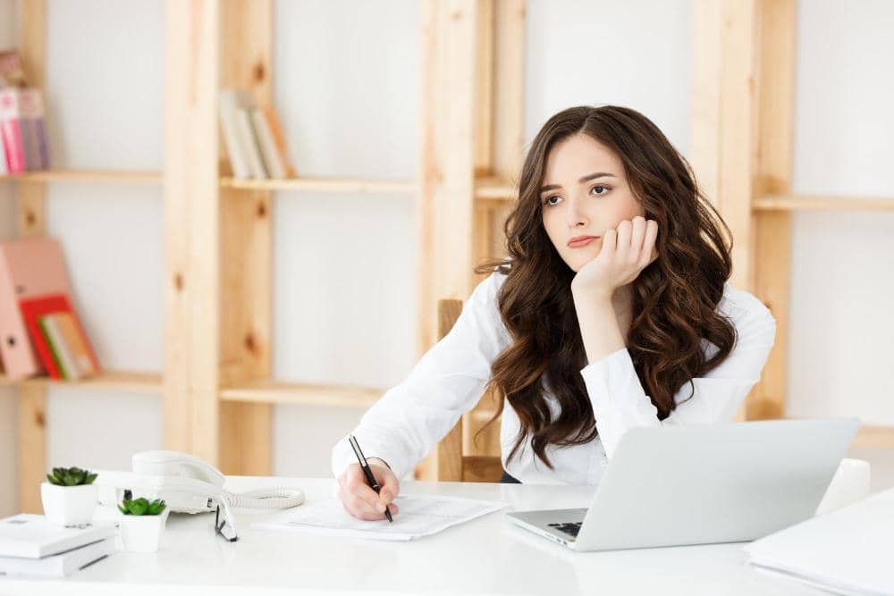 5 Tanda Kamu Butuh Career Pivot saat Karier Mulai Terasa Mandek