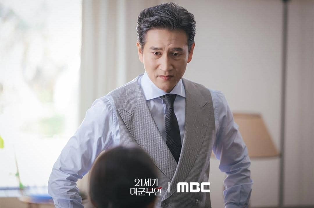 Jo Seung Yeon di drama Perfect Crown