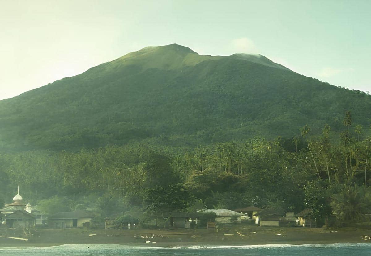 Gunung Gamkonora, Halmahera