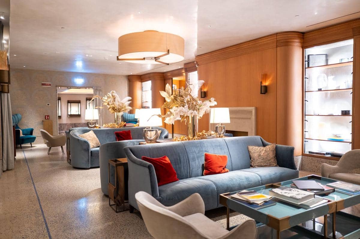 ilustrasi interior hotel modern