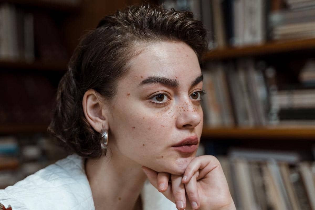 Ilustrasi fawn freckles 