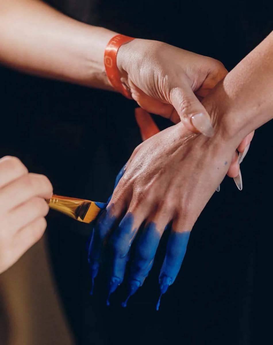 Inspirasi nail art seleb di Met Gala 2026