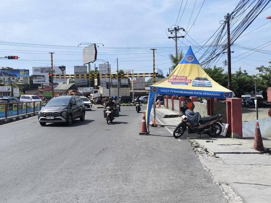 Operasional Truk Berat yang Melintas di Rute Silayur Semarang Dibatasi