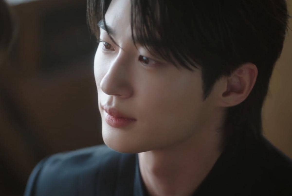 Cuplikan drama Korea Perfect Crown