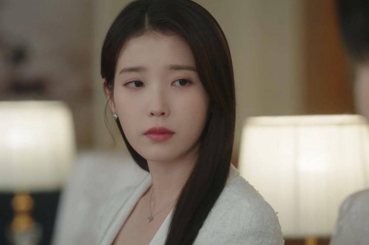 Cuplikan drama Korea Perfect Crown