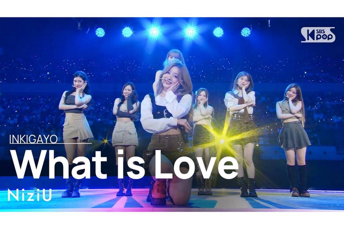 penampilan NiziU meng-cover "What is Love?" milik TWICE