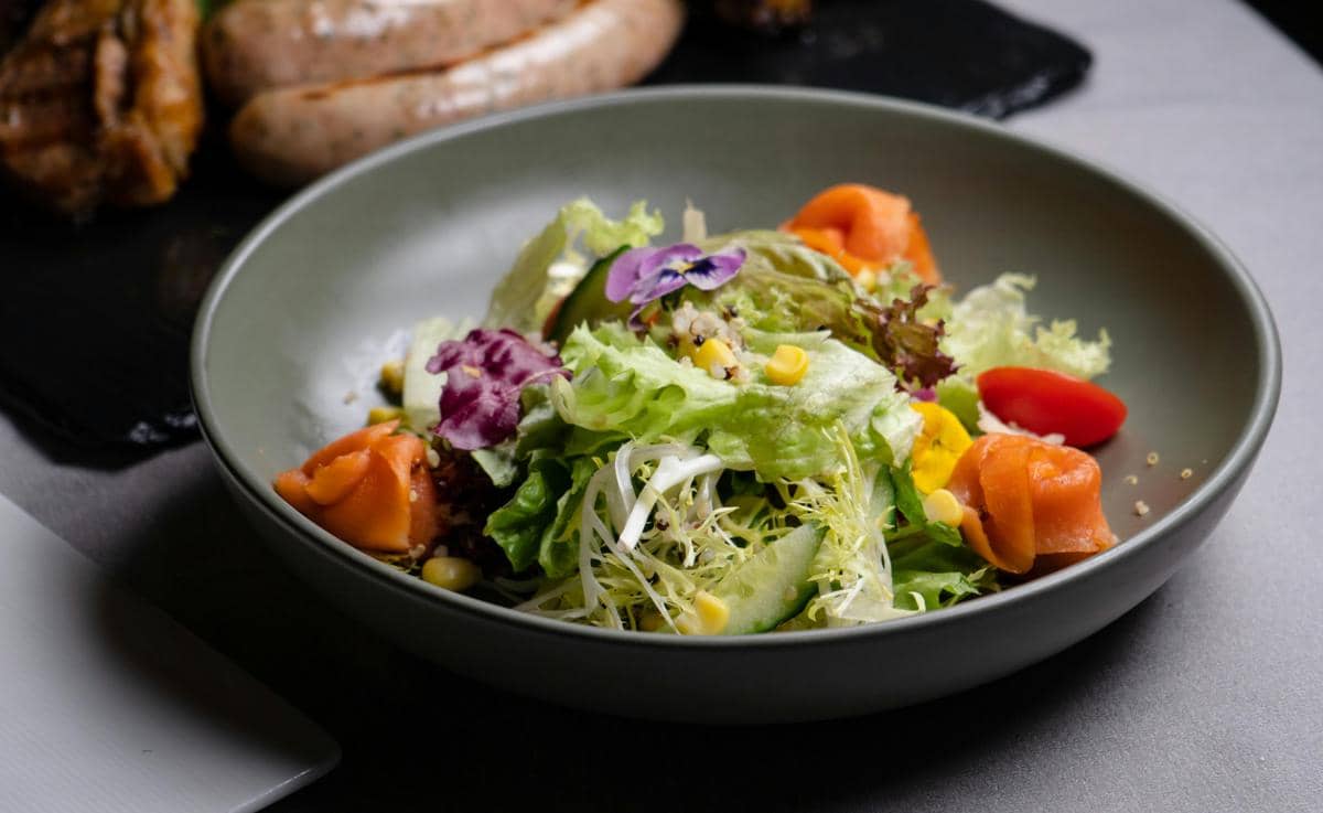 ilustrasi salad