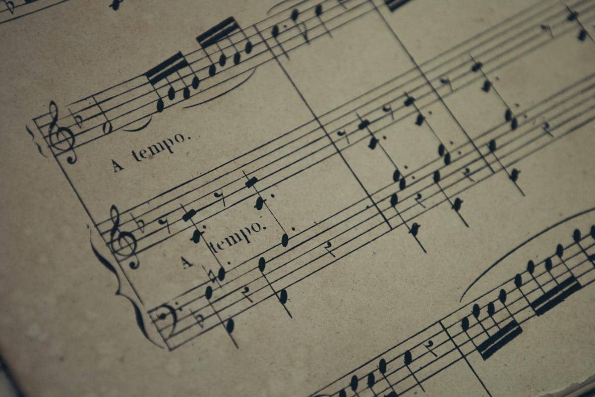 ilustrasi notasi musik 