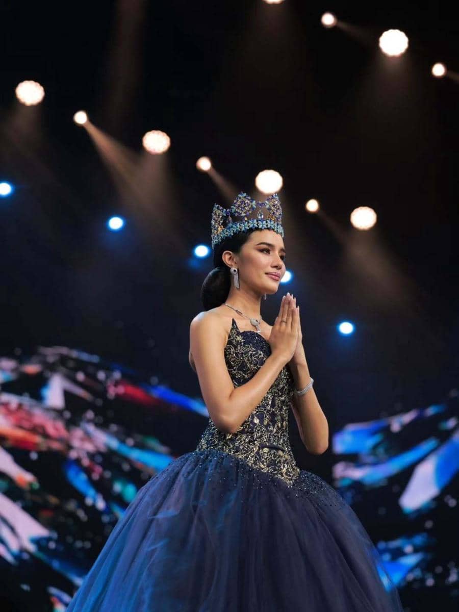 Potret Last Walk Opal Suchata Sebagai Miss World Thailand 2025