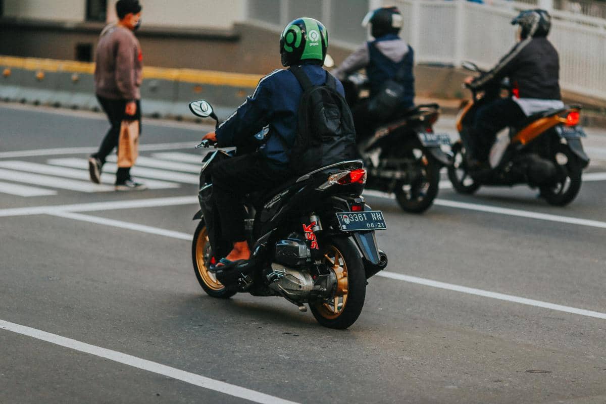 ilustrasi motor ojek