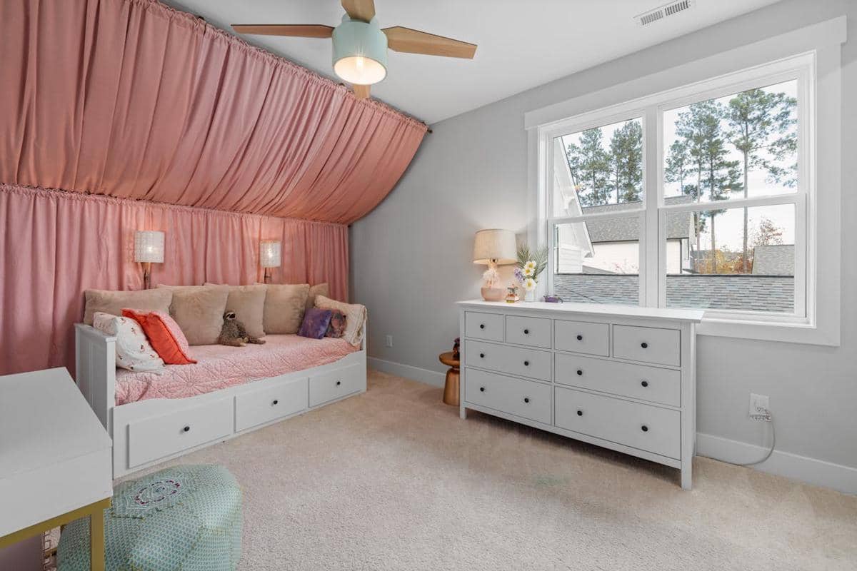 Ilustrasi kamar tidur anak dengan storage