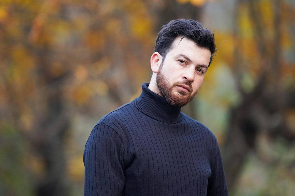 5 Tips Memakai Turtleneck buat Cowok agar Terlihat Tinggi