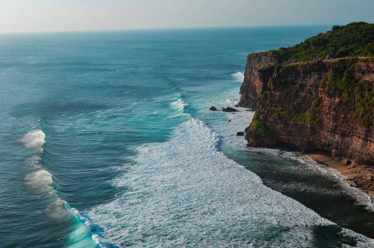 ilustrasi Uluwatu, Bali