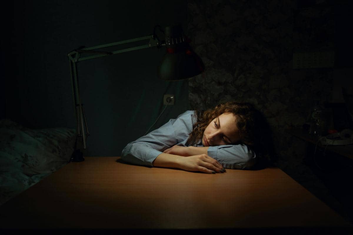 5 Penyebab Sering Overthinking Sebelum Tidur