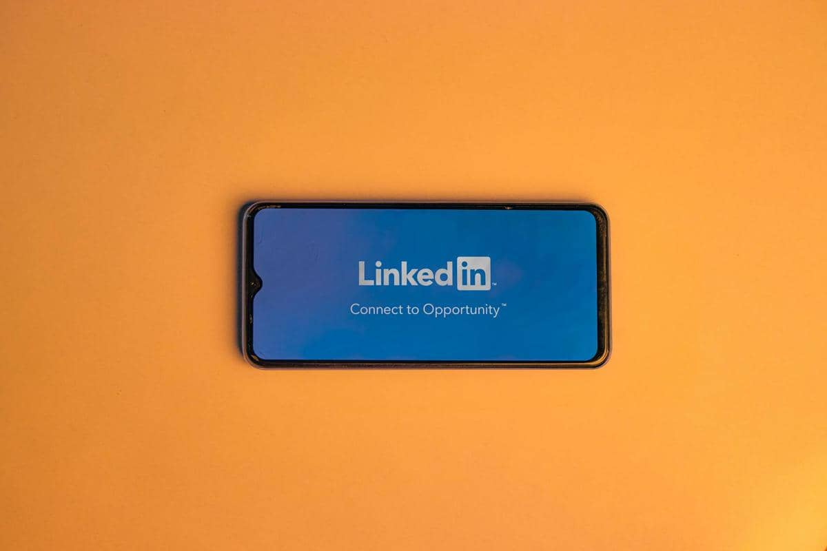ilustrasi linkedin