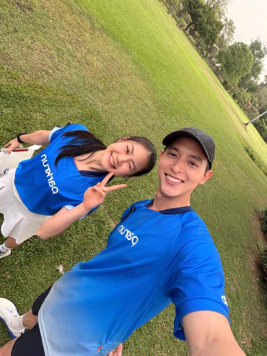 Outfit lari Jirayu