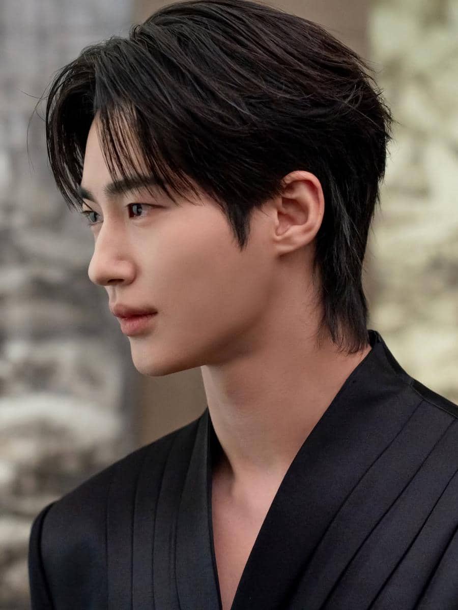 still cut drama Perfect Crown 