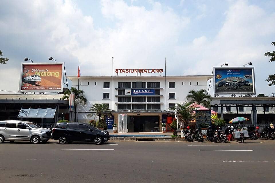 5 Tempat Makan Dekat Stasiun Malang Cukup dengan Jalan Kaki