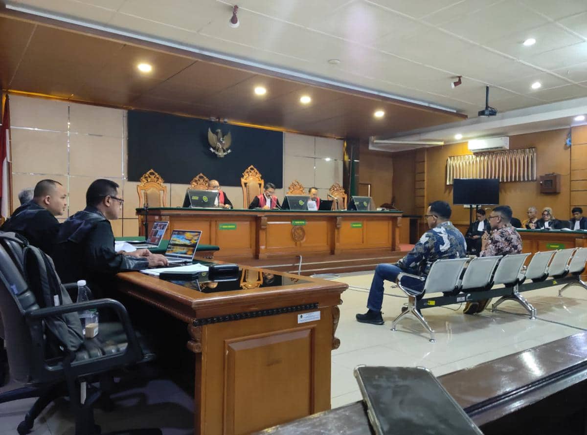 Hakim Ragukan Kesaksian Agung Mulya di Sidang Ade Kunang