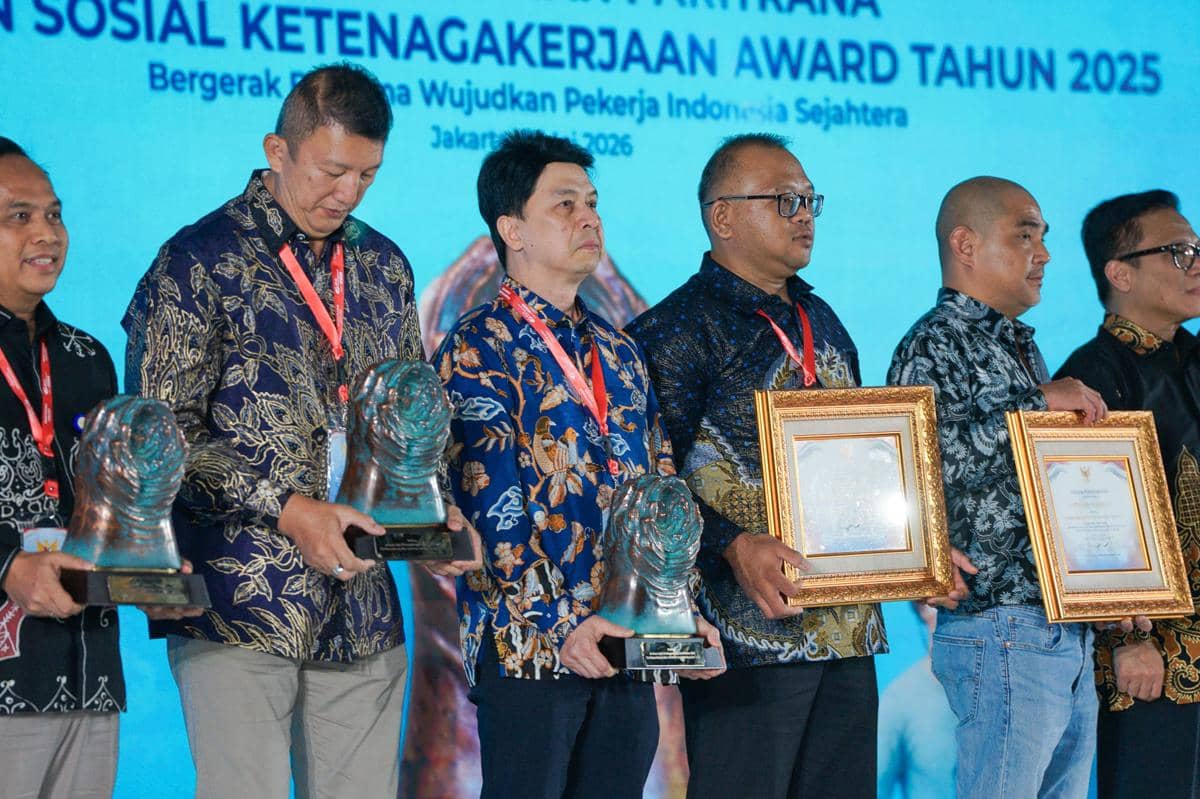 DAIKIN Raih Paritrana Award 2025 atas Perlindungan Tenaga Kerja