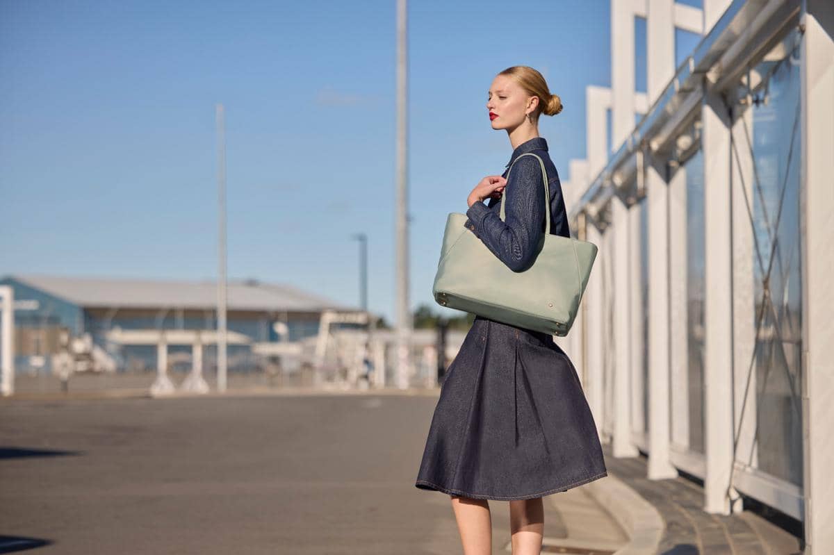 Tas untuk Perempuan Aktif: Dari Meeting Penting hingga Boarding Gate