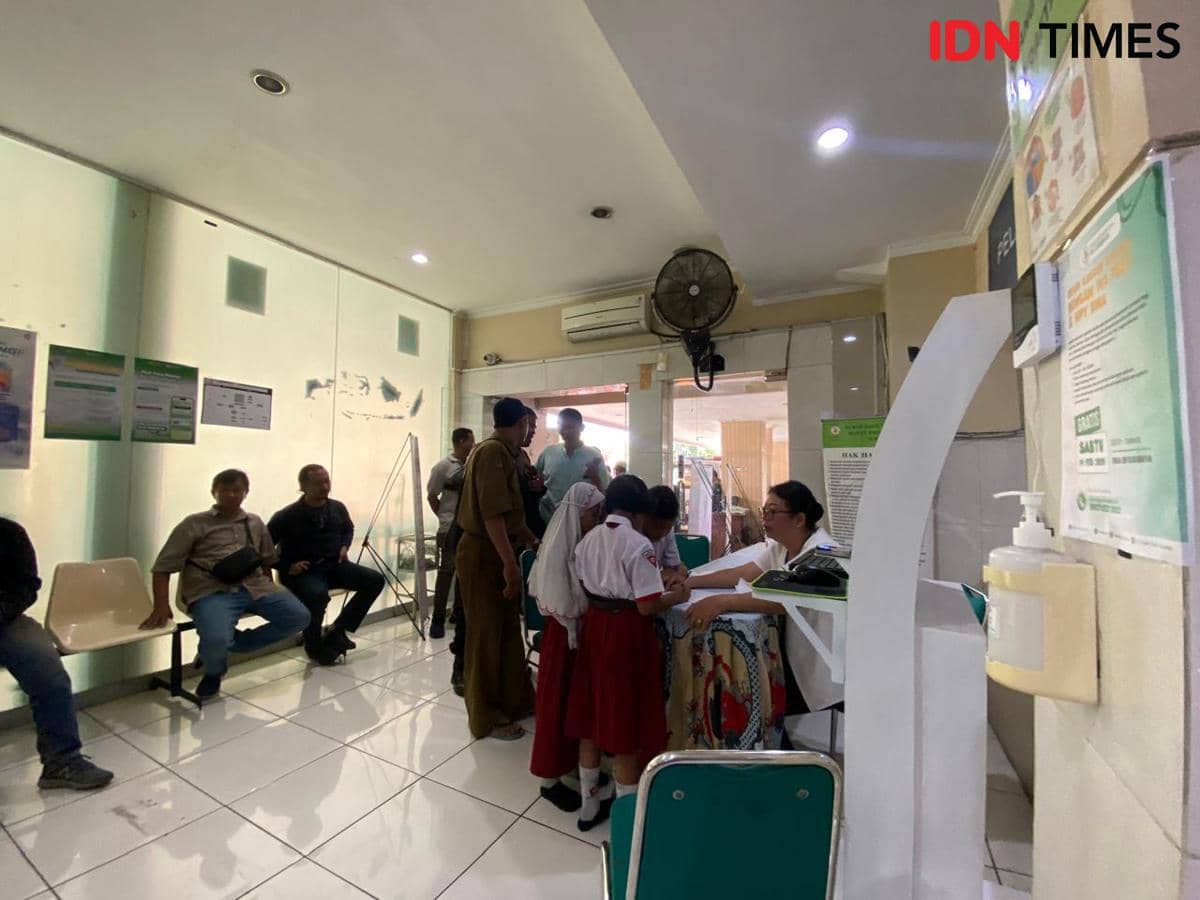200 Siswa dari 12 Sekolah di Surabaya Keracunan MBG, Diduga Menu Daging