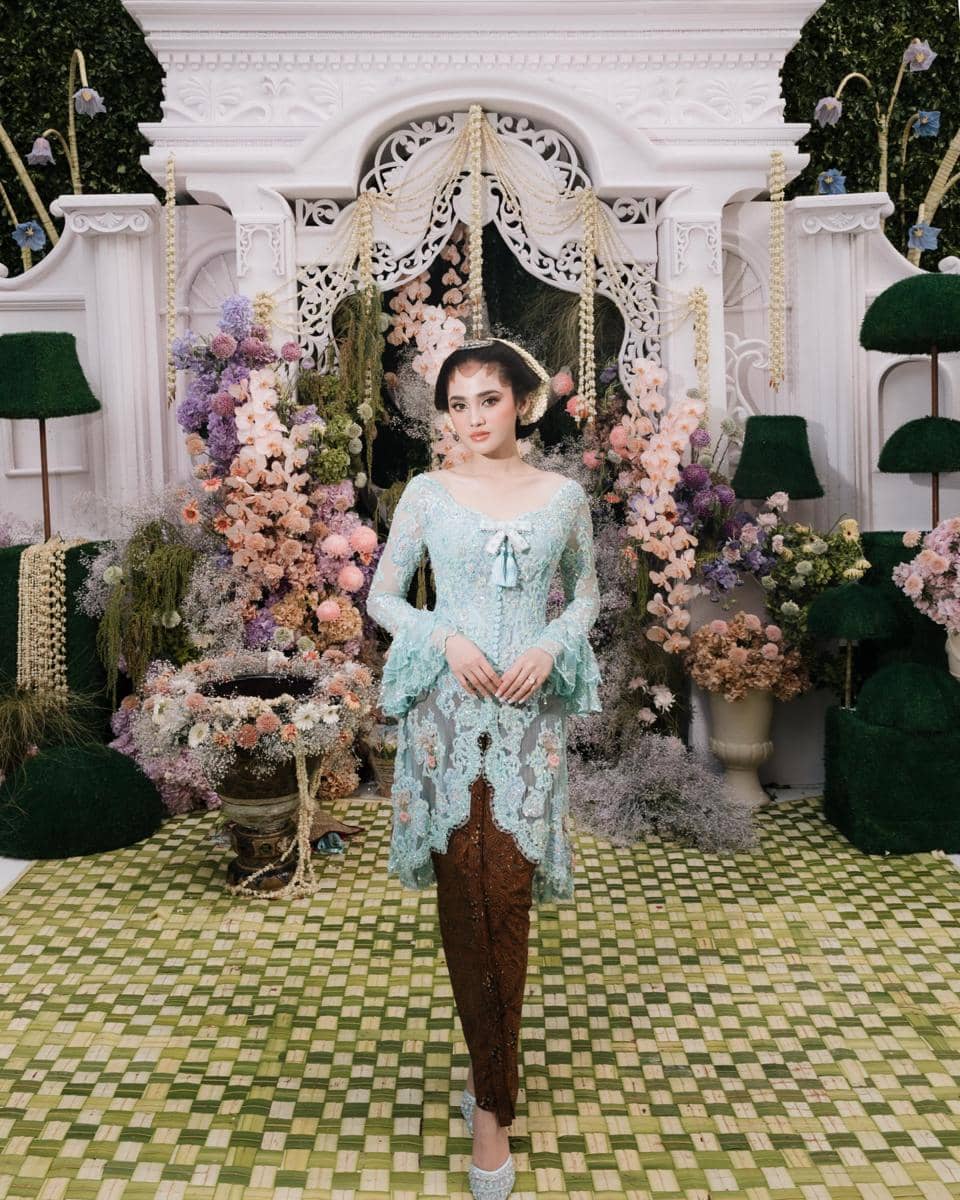 kebaya Syifa Hadju