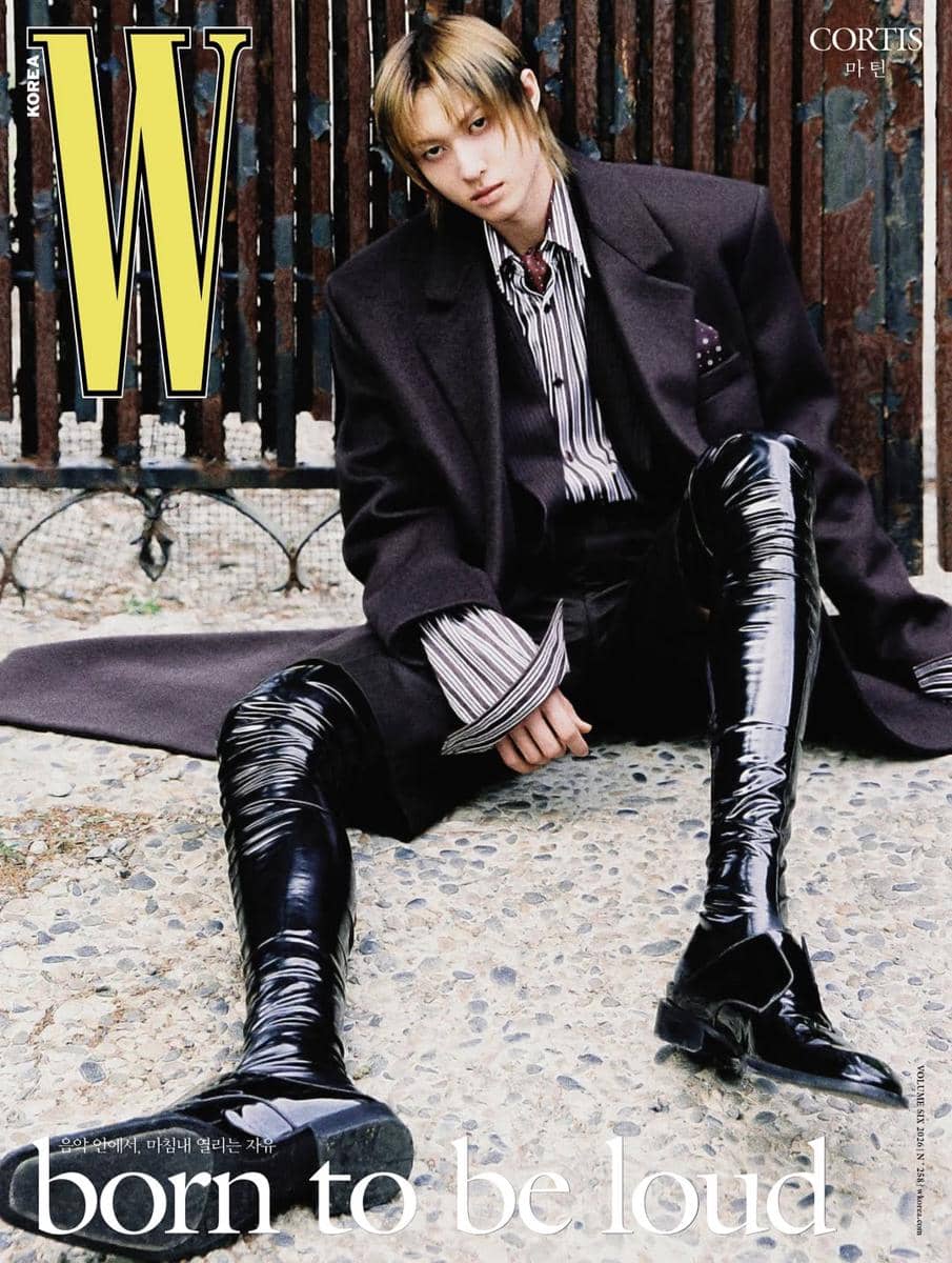 Pemotretan Cortis bersama W Korea