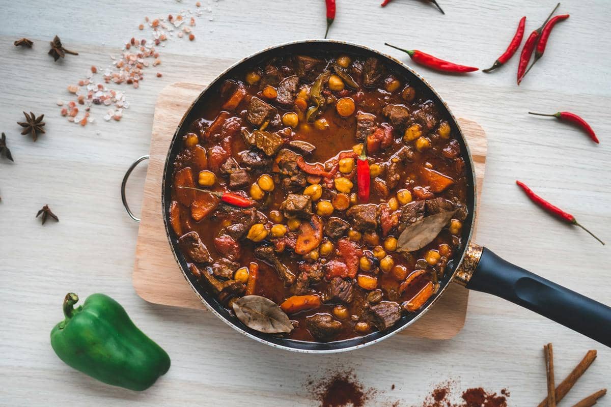 ilustrasi semur daging