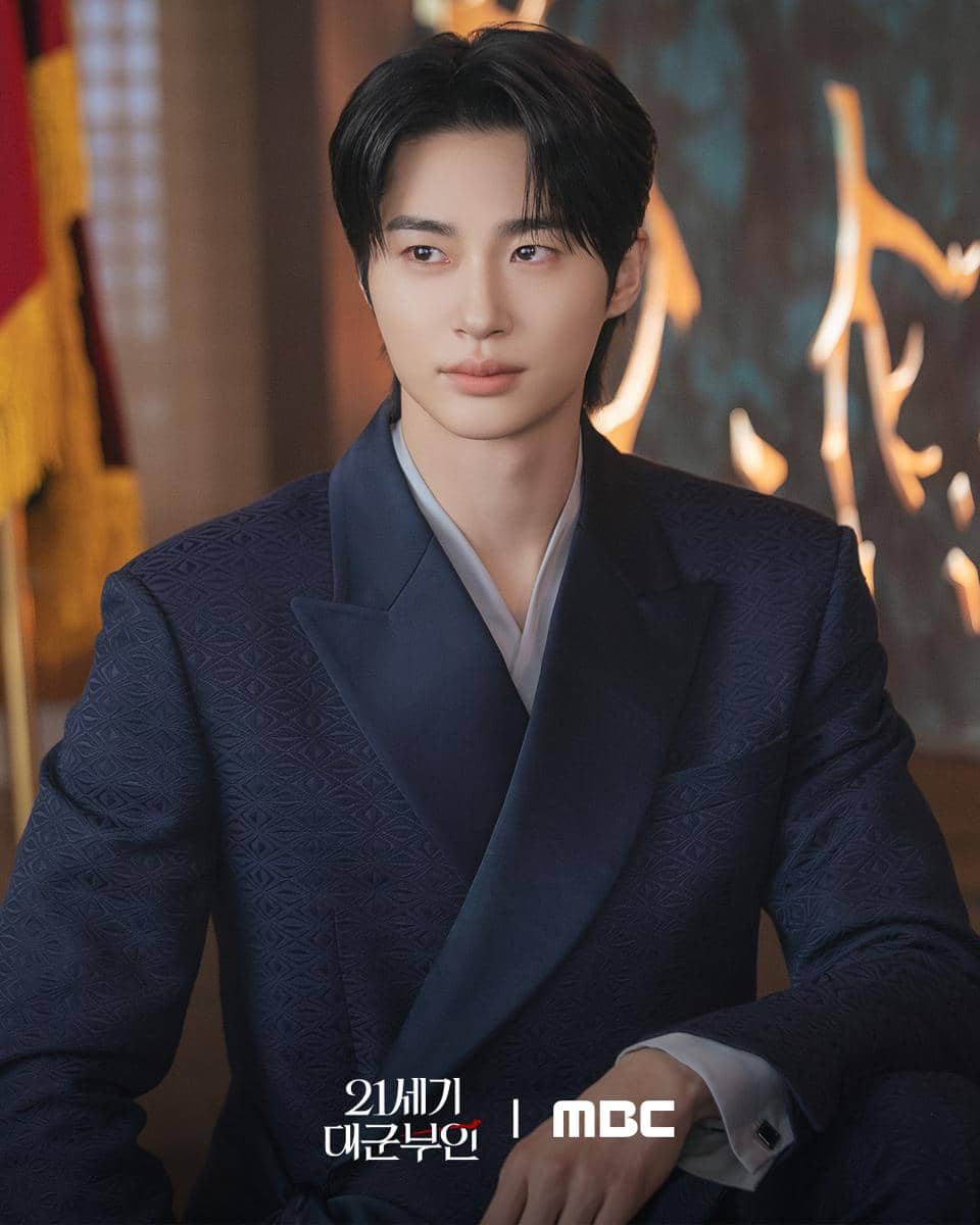 Still cut Perfect Crown
