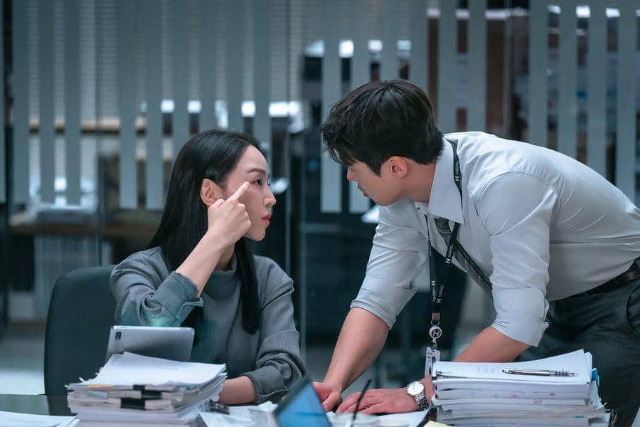 7 Alasan In A Denial pada Perasaannya di Filling for Love