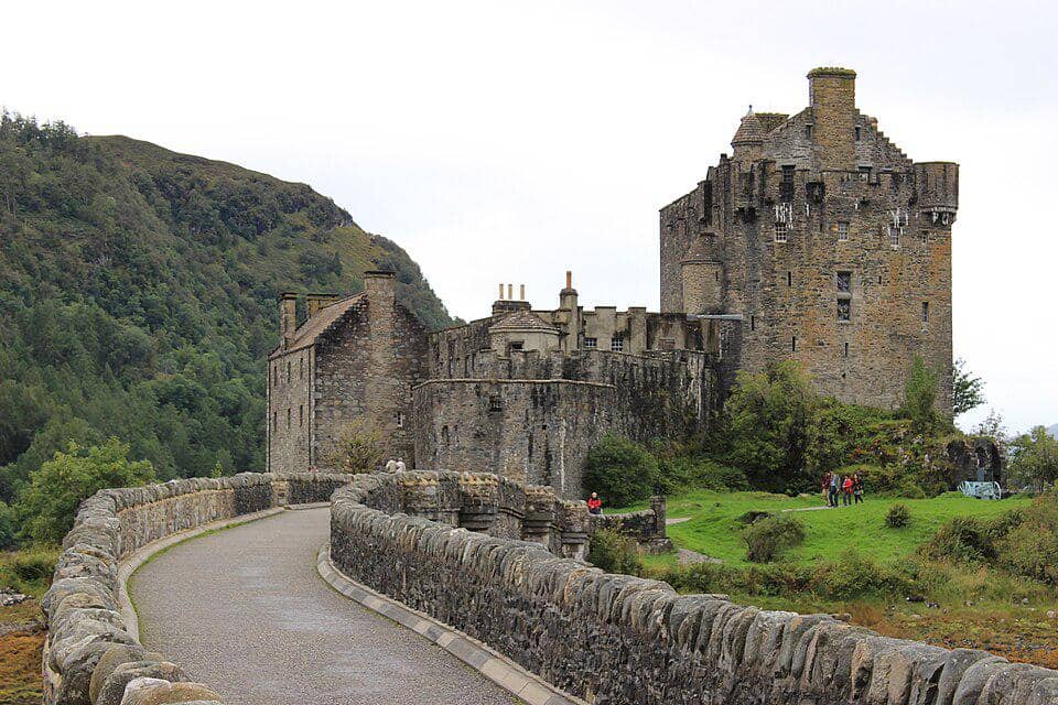 Kastil Eilean Donan di Skotlandia