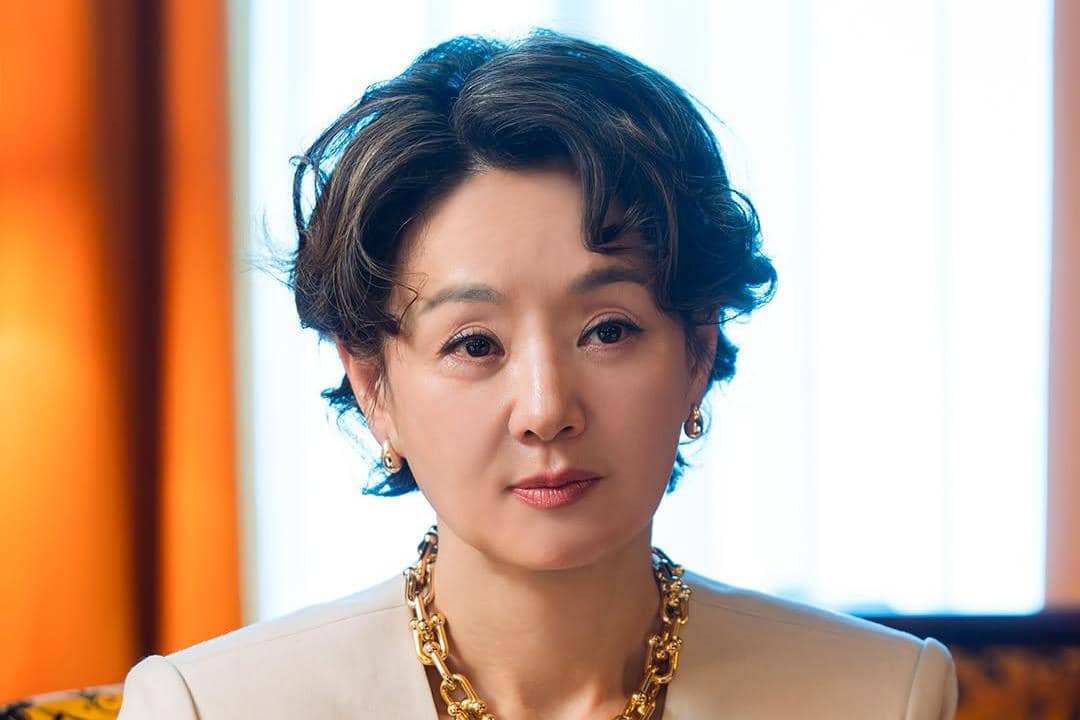 7 Bukti Jeong Hui Sosok Ibu Toxic di We Are All Trying Here