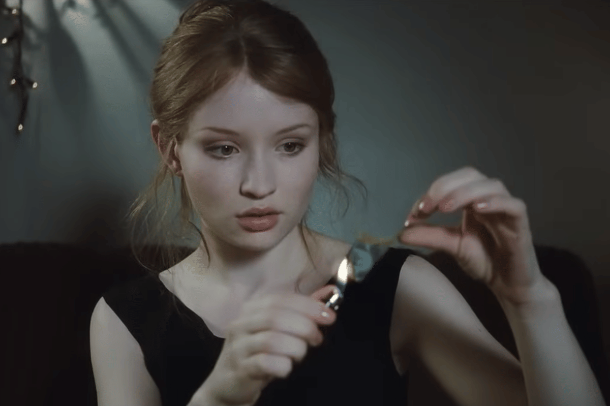 cuplikan film Sleeping Beauty (2011)