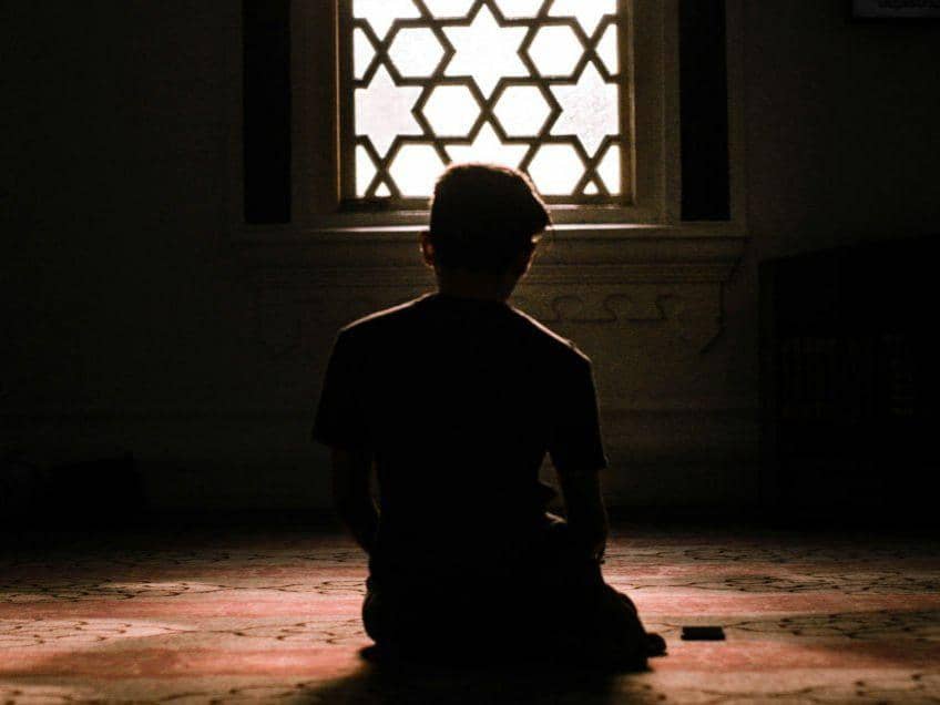 [PUISI] Dua Windu Merindu Suaramu, Tuan