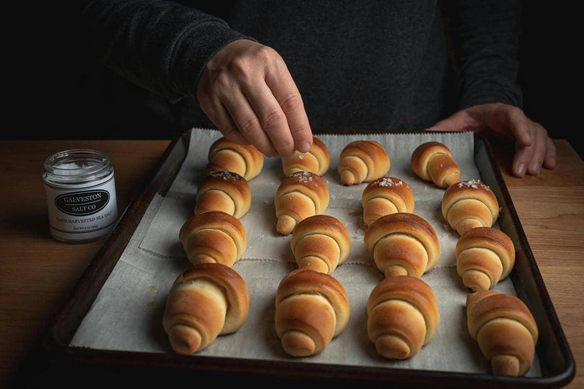 Resep Salt Bread Takaran Sendok yang Cocok buat Pemula