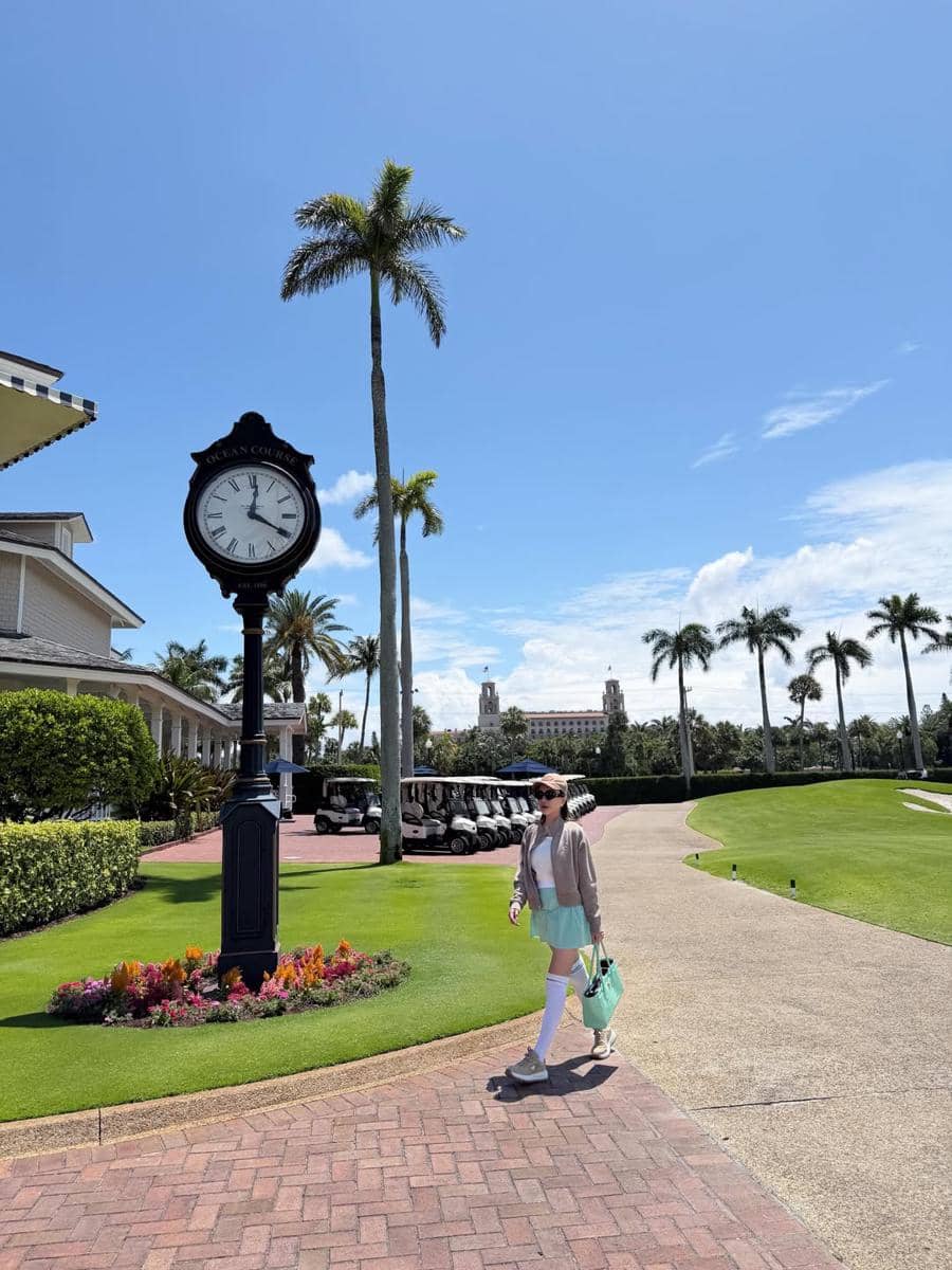 Shandy Aulia main golf di Palm Beach, Florida
